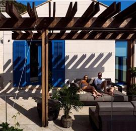 Luxury 4 Bedroom Villa with Infinity Pool, Sauna and Sea Views in Sveti Jakov, near Dubrovnik, Sleeps 8
